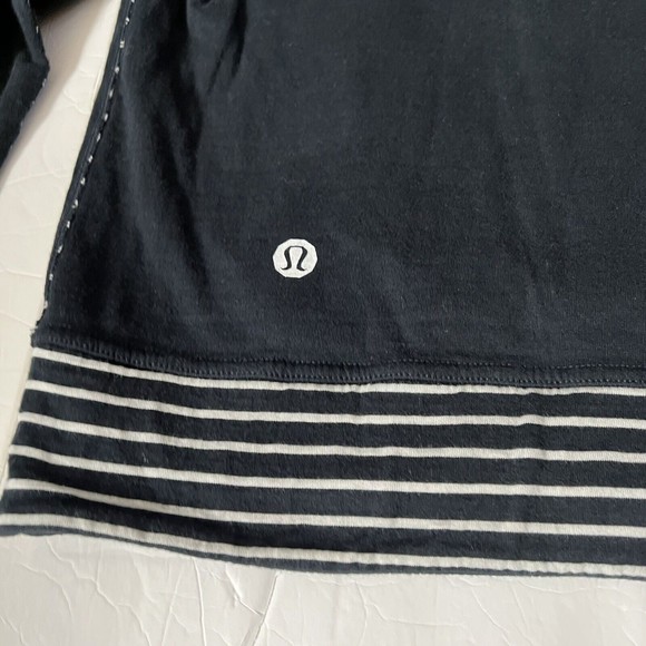 Lululemon Mens Quarter Zip Hoodie Size M Striped Navy Blue - Picture 4 of 7